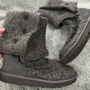 Knit ugh boots size 6